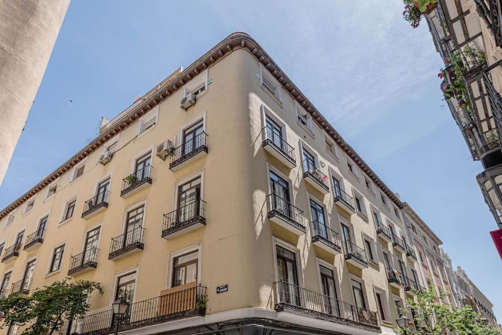 Modern Apartment In Chueca Inf3Iz4 Мадрид Экстерьер фото
